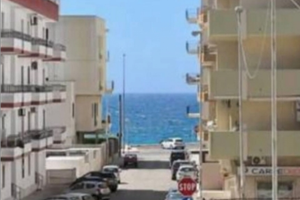 Gallipoli appartamento fronte spiaggia 6 prs
