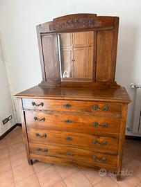 Mobile, appendiabiti e specchio antichi