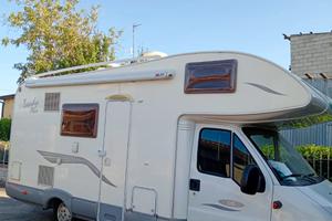 Camper  Mansardato