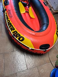 Gommone gonfiabile praticamente nuovo