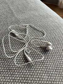 Auricolari con connettore jack NUOVI