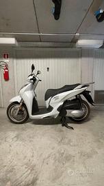 Honda SH300