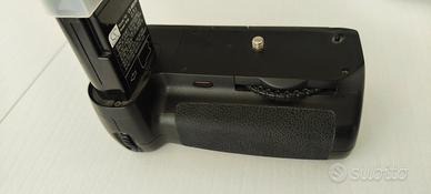 Impugnatura Batteria Nikon MBD80