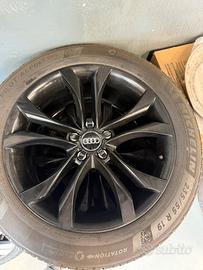 4 cerchi e gomme terniche audi Q5 da 19 pollici