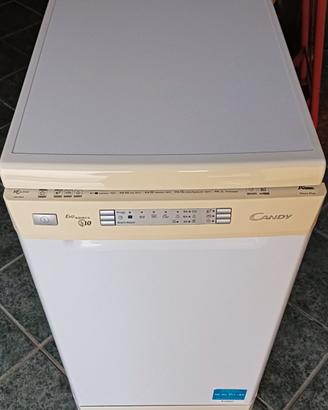 Lavastoviglie slim 10 coperti Candy Evo space 