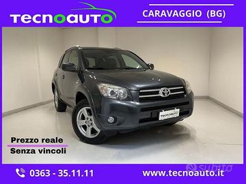Toyota RAV4 Crossover 2.2 d-cat Luxury 177cv