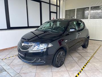 Lancia Ypsilon 1.0 FireFly 5 porte S&S Hybrid Gold
