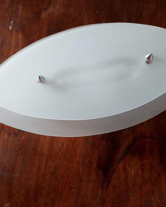 Lampadario con vetri satinati
