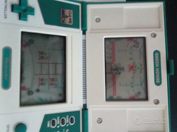 videogioco portatile vintage
