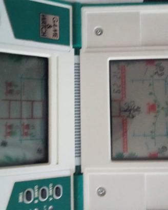 videogioco portatile vintage