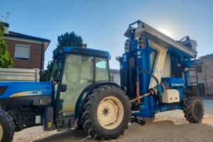 Vendemmiatrice trainata volentieri pellenc