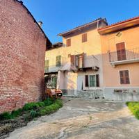 CASA SEMINDIPENDENTE A CORTANZE