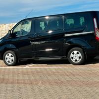 Ford Tourneo Custom 9 posti