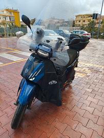 Peugeot tweet 125 Maggio 2024