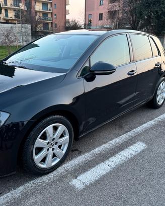 Volkswagen golf 7 TDI 1.6 highline