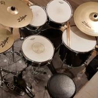 Batteria Tama Rhythm Mate completa + doppio pedale