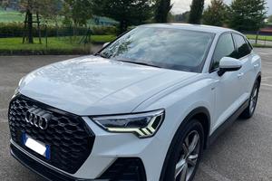 Audi Q3 35 TDI 2.0 Sline