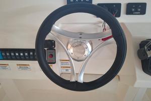  Joker Boat Clubman 28 + 2 motori Selva 200 NUOVO