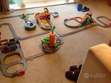 Thomas the Tank Engine Take and Play set multipli
