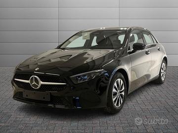 MERCEDES-BENZ A 180 d Automatic