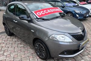 Lancia Ypsilon 1.0 FireFly 5 porte S&S Hybrid Oro