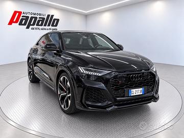Audi Q8 RS TFSI V8 quattro tiptronic