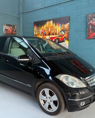 A200 PREMIUM OK NEOPATENTATI 140CV AUTOMATICA