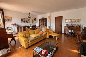 4 LOCALI A DARFO BOARIO TERME