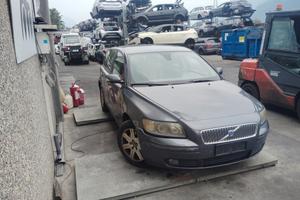 VOLVO V50 2.0 TD 2004 D4204T  PER RICAMBI