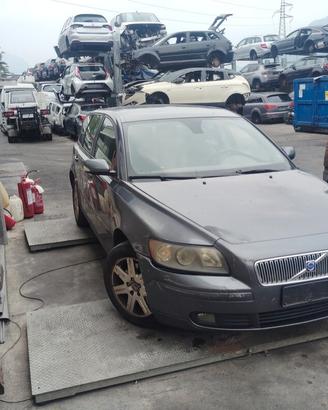 VOLVO V50 2.0 TD 2004 D4204T  PER RICAMBI