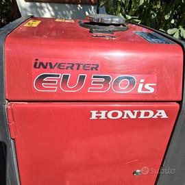 Generatore di corrente Honda EU30is silenziato