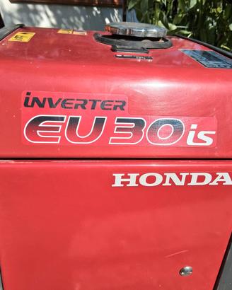 Generatore di corrente Honda EU30is silenziato
