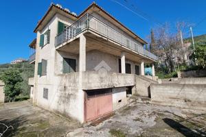 CASA INDIPENDENTE A CASTELLABATE