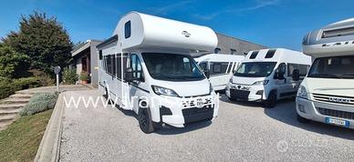 Carado A364 Camper mansarato con letto matrimonial
