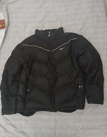 Giubbotto Nike nero imbottito