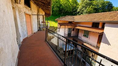 CASA SEMINDIPENDENTE A BRAONE
