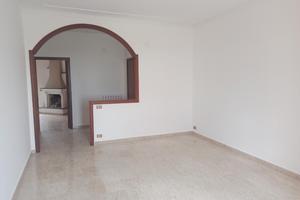 Appartamento al secondo piano con box e posto auto