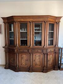 Grande mobile da sala in legno, realizzato a mano