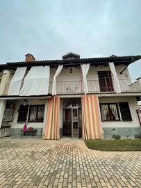 Casa semi-indipendente in Borgo Macra