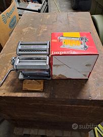macchina per fare la pasta mod Imperia 150 anni 70