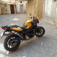 BMW fi00r