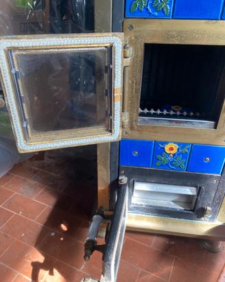 Nuova  Stufa a legna