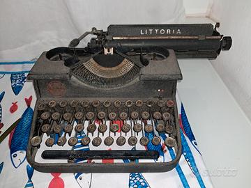 macchina da scrivere LITTORIA 