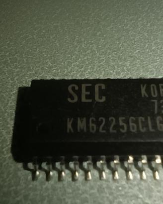 Memoria statica Samsung 32k x 8 bit  KM62256CLG-7