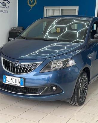 Lancia Ypsilon 1.0 FireFly 5 porte S&S Hybrid Gold