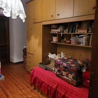 Cameretta a ponte con scrivania e scafa