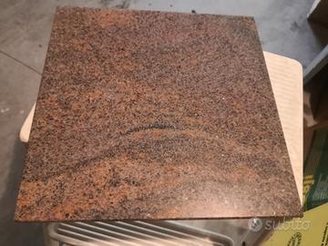 piastrelle granito rosso