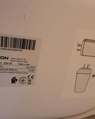 Scaldabagno elettrico Ariston Velis