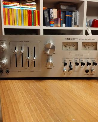 Amplificatore a transistor SCOTT A 457