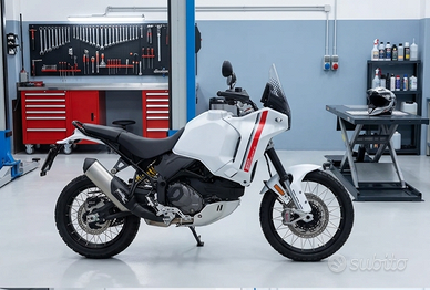 DUCATI DESERTX
